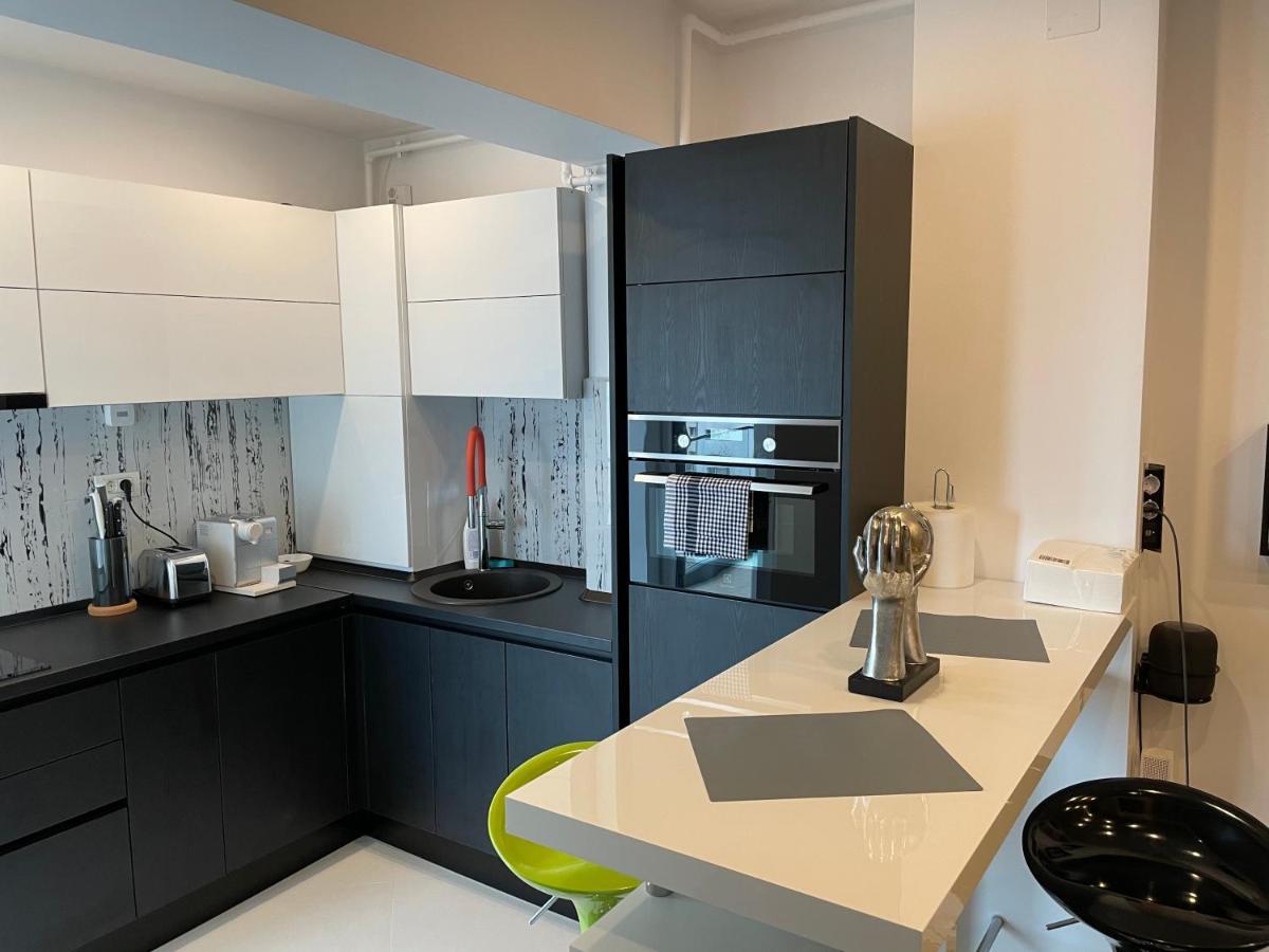 Fancy Westpark 2 Residence Lakeview W7 Bucureşti Eksteriør bilde