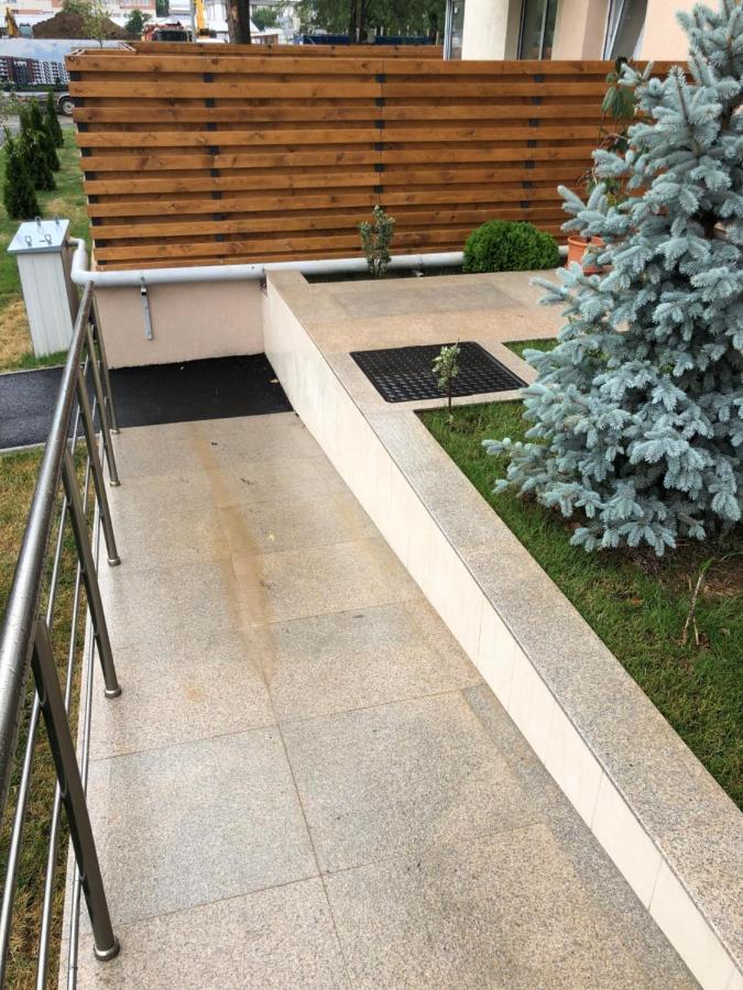 Fancy Westpark 2 Residence Lakeview W7 Bucureşti Eksteriør bilde
