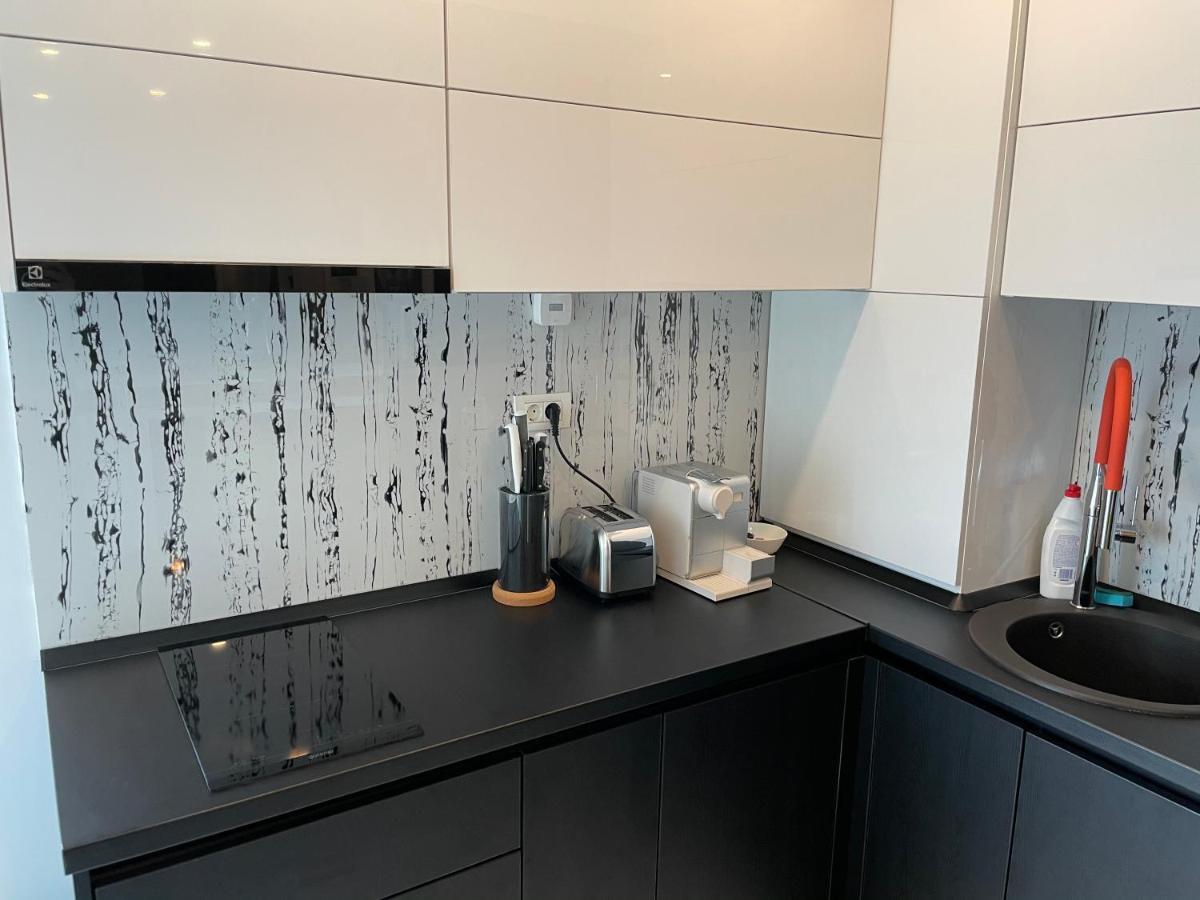 Fancy Westpark 2 Residence Lakeview W7 Bucureşti Eksteriør bilde