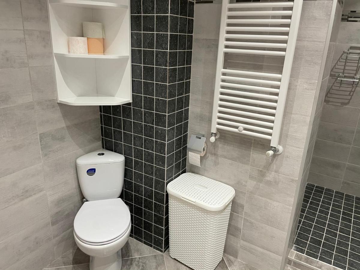 Fancy Westpark 2 Residence Lakeview W7 Bucureşti Eksteriør bilde