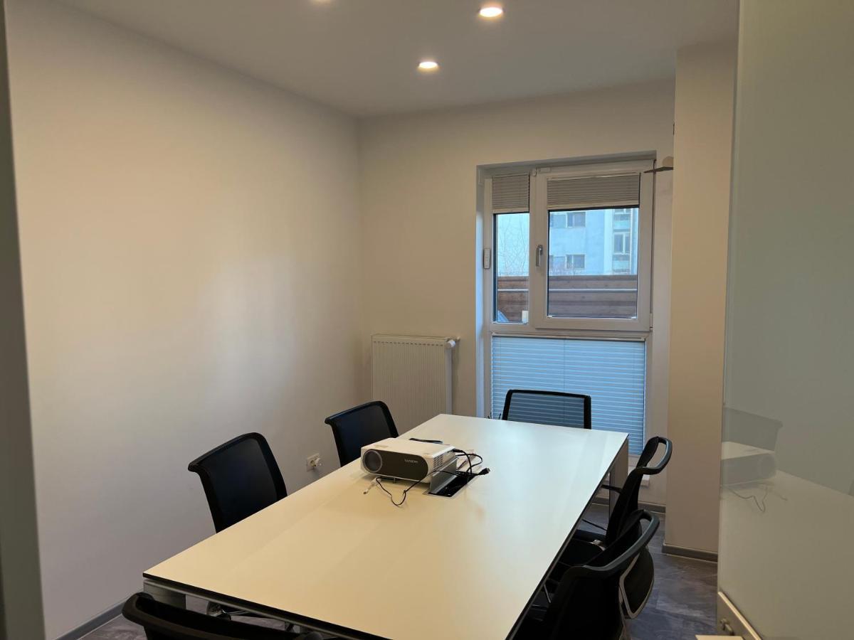 Fancy Westpark 2 Residence Lakeview W7 Bucureşti Eksteriør bilde