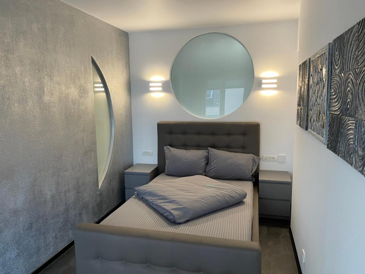 Fancy Westpark 2 Residence Lakeview W7 Bucureşti Eksteriør bilde